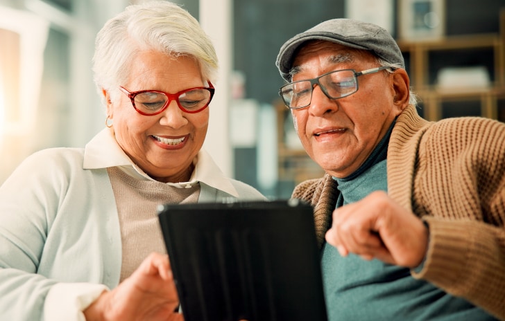 Fundación Checo Pérez dona a Fundación Banorte