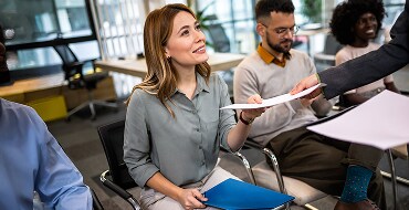 ¿Cómo empezar ahorrar_ Paso a paso_card_1