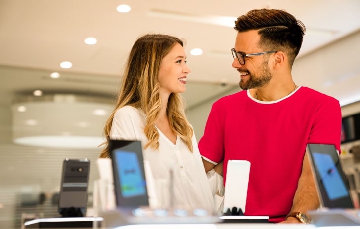 Entérate del cambio de divisas desde tu celular